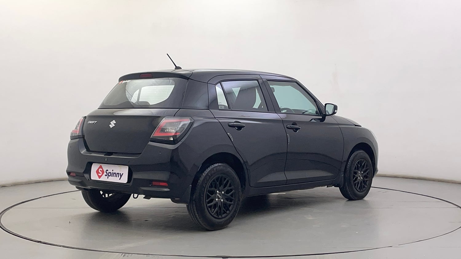 Used 2026 Maruti Suzuki Swift VXi (O) AMT Petrol Automatic exterior RIGHT REAR CORNER VIEW