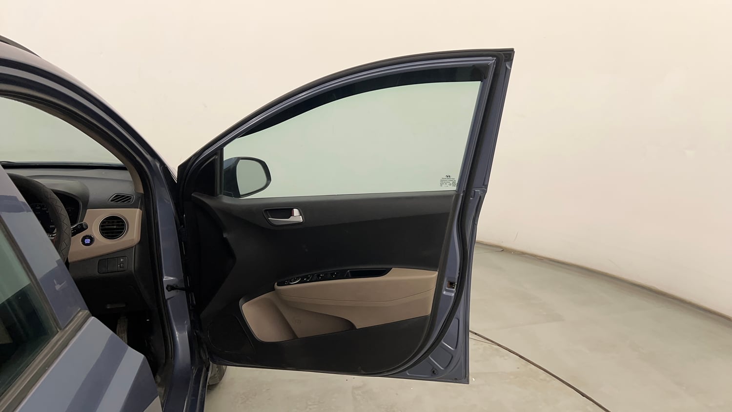 Used 2016 Hyundai Grand i10 Asta 1.2 Kappa VTVT (O) Petrol Manual interior RIGHT FRONT DOOR OPEN VIEW