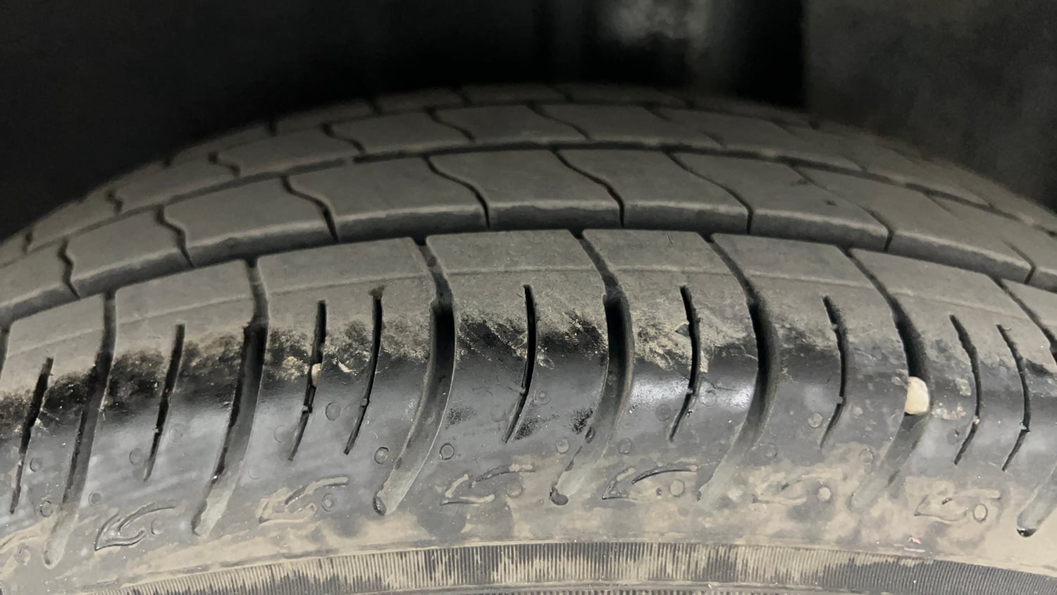 Used 2016 Maruti Suzuki Baleno Delta Petrol+CNG (Outside Fitted) Cng Manual tyres LEFT REAR TYRE TREAD VIEW