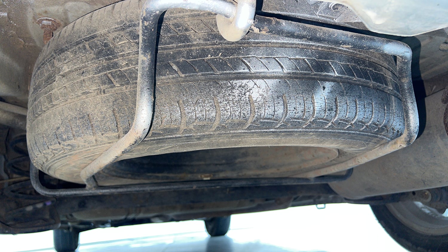 Used 2018 Maruti Suzuki Ertiga VXI CNG (Outside Fitted) Cng Manual tyres SPARE TYRE VIEW