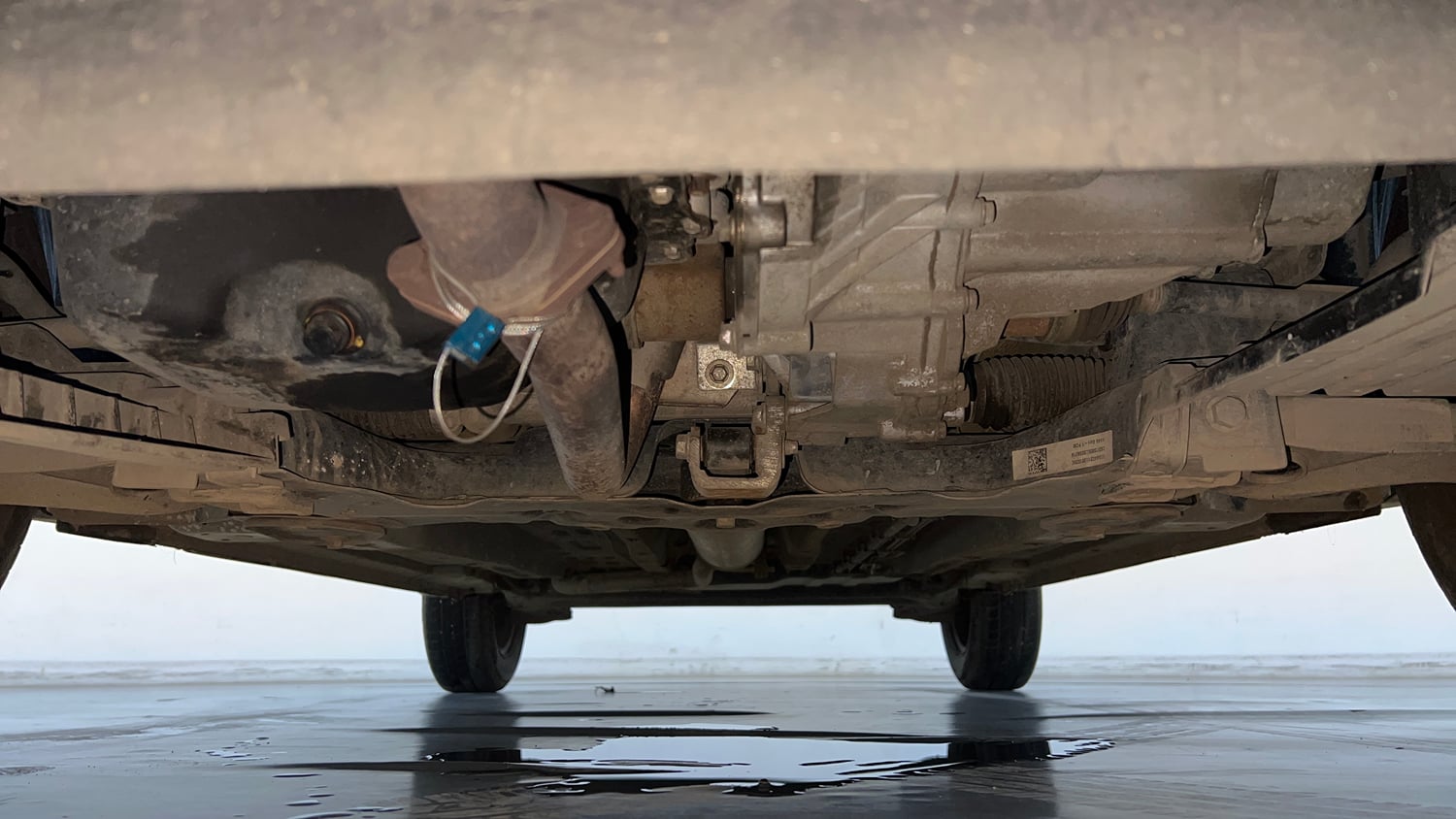 Used 2023 Tata Punch Pure MT Petrol Manual extra FRONT LEFT UNDERBODY VIEW