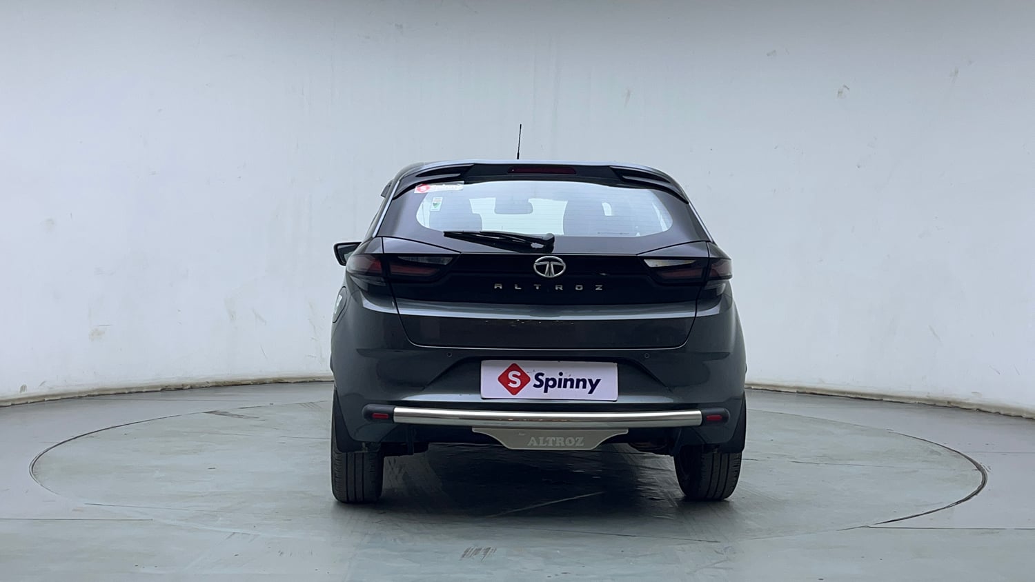 Used 2023 Tata Altroz XZ Petrol Petrol Manual exterior BACK VIEW