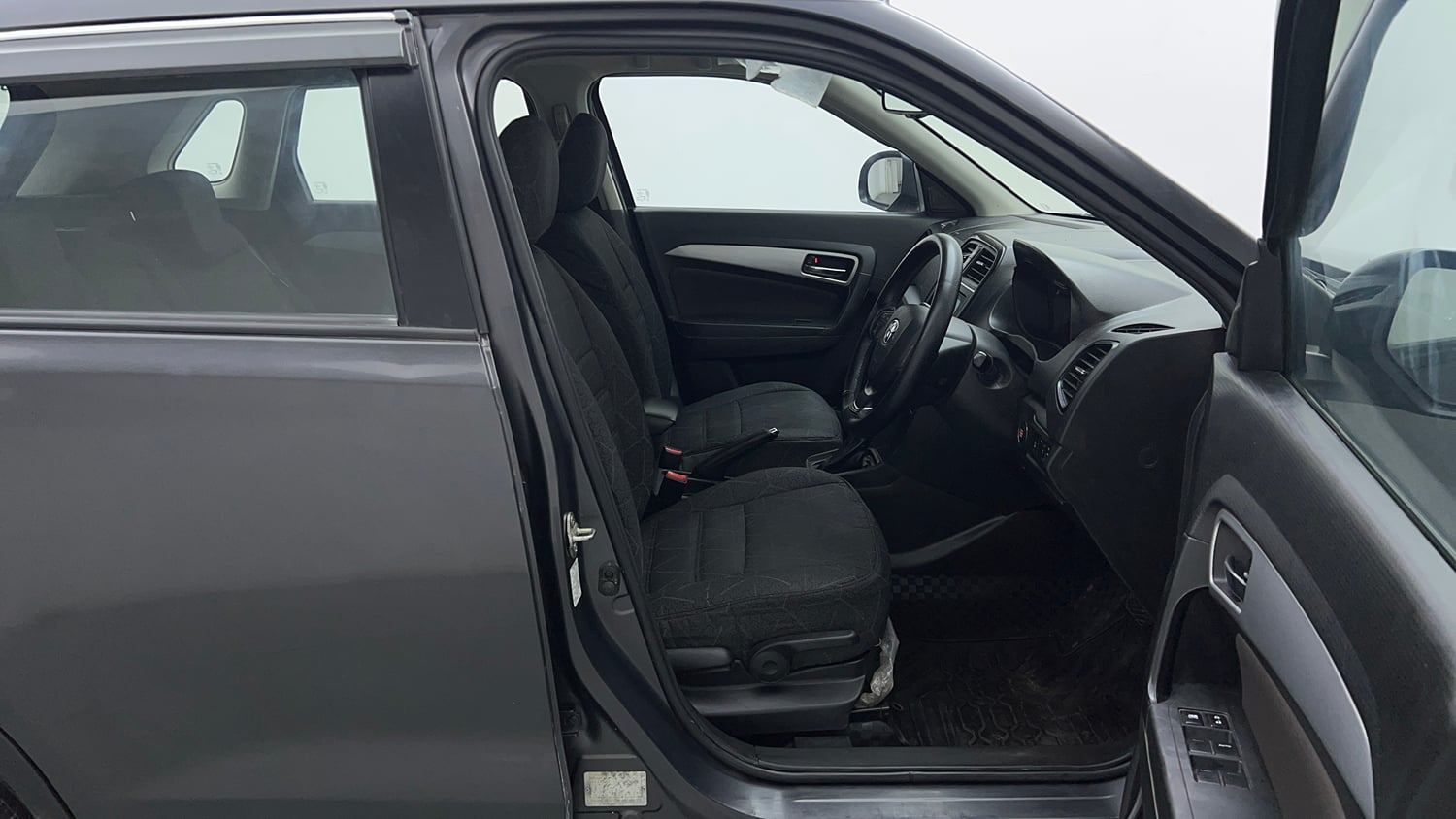 Used 2022 Toyota Urban Cruiser Premium Grade AT Petrol Automatic interior RIGHT SIDE FRONT DOOR CABIN VIEW
