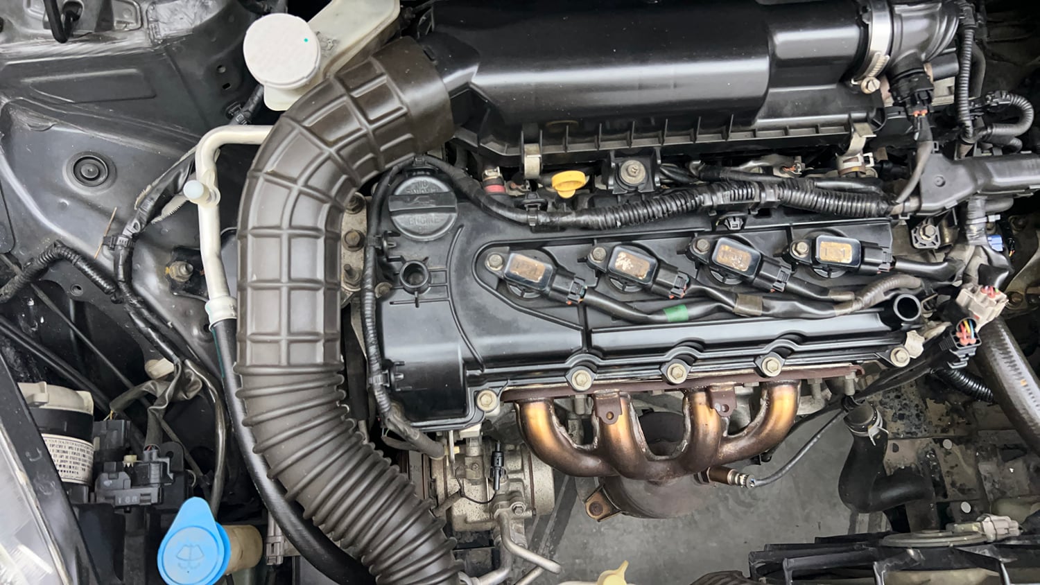 Used 2017 Maruti Suzuki Baleno Alpha 1.2 Petrol Manual engine ENGINE RIGHT SIDE VIEW