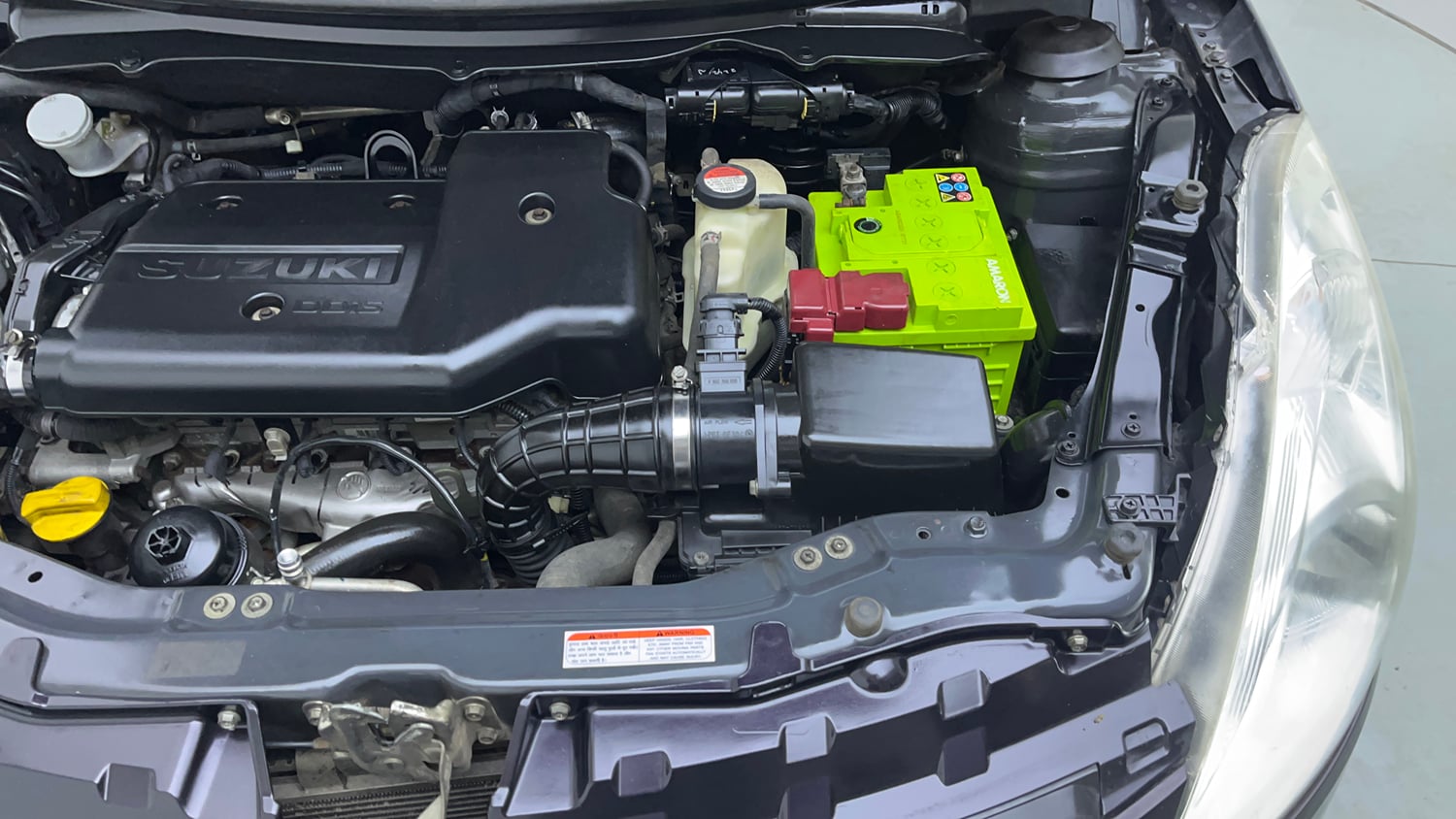 Used 2015 Maruti Suzuki Swift VDi Diesel Manual engine ENGINE LEFT SIDE VIEW