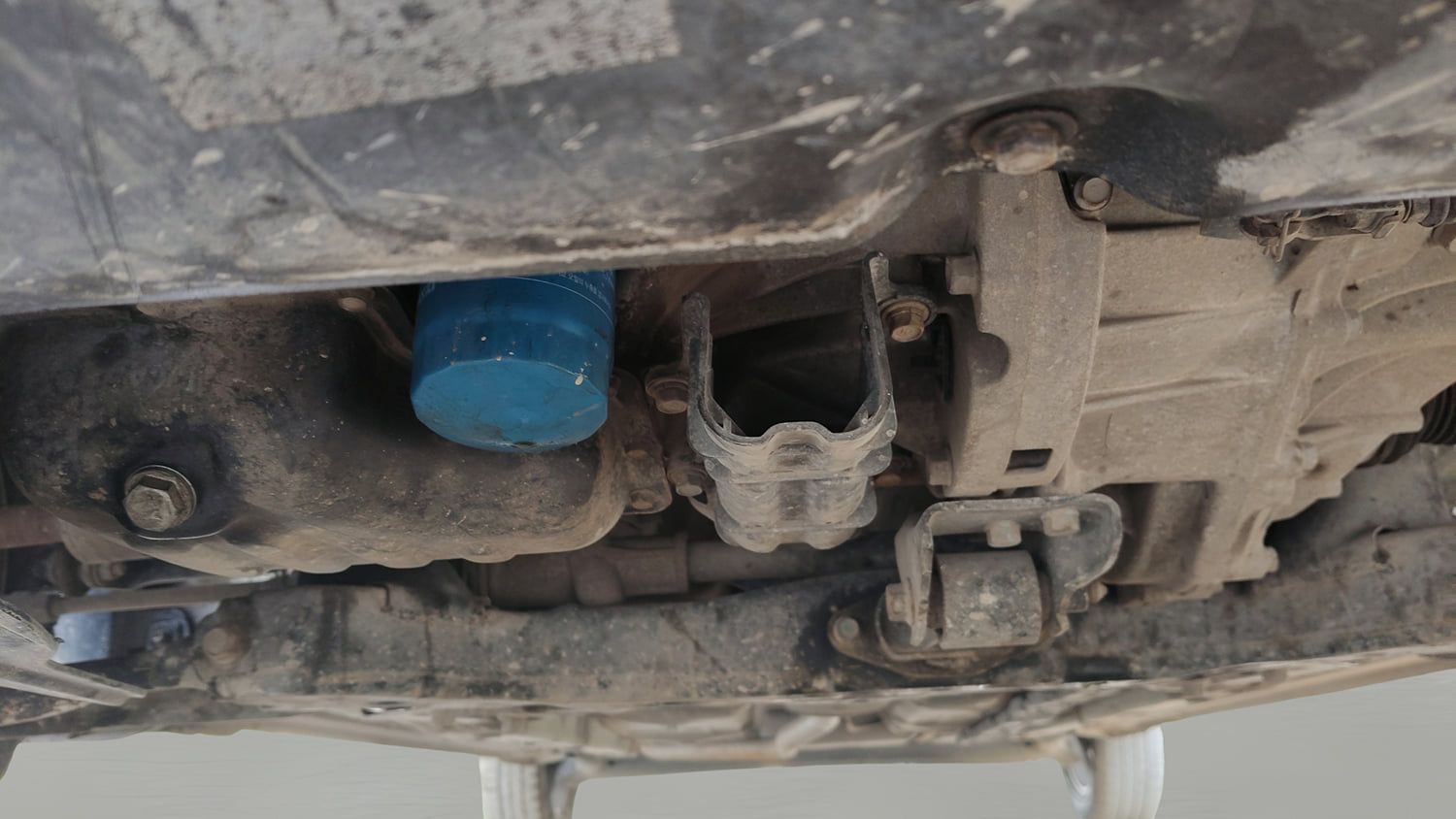 Used 2013 Hyundai Grand i10 Asta 1.2 Kappa VTVT Petrol Manual extra FRONT LEFT UNDERBODY VIEW
