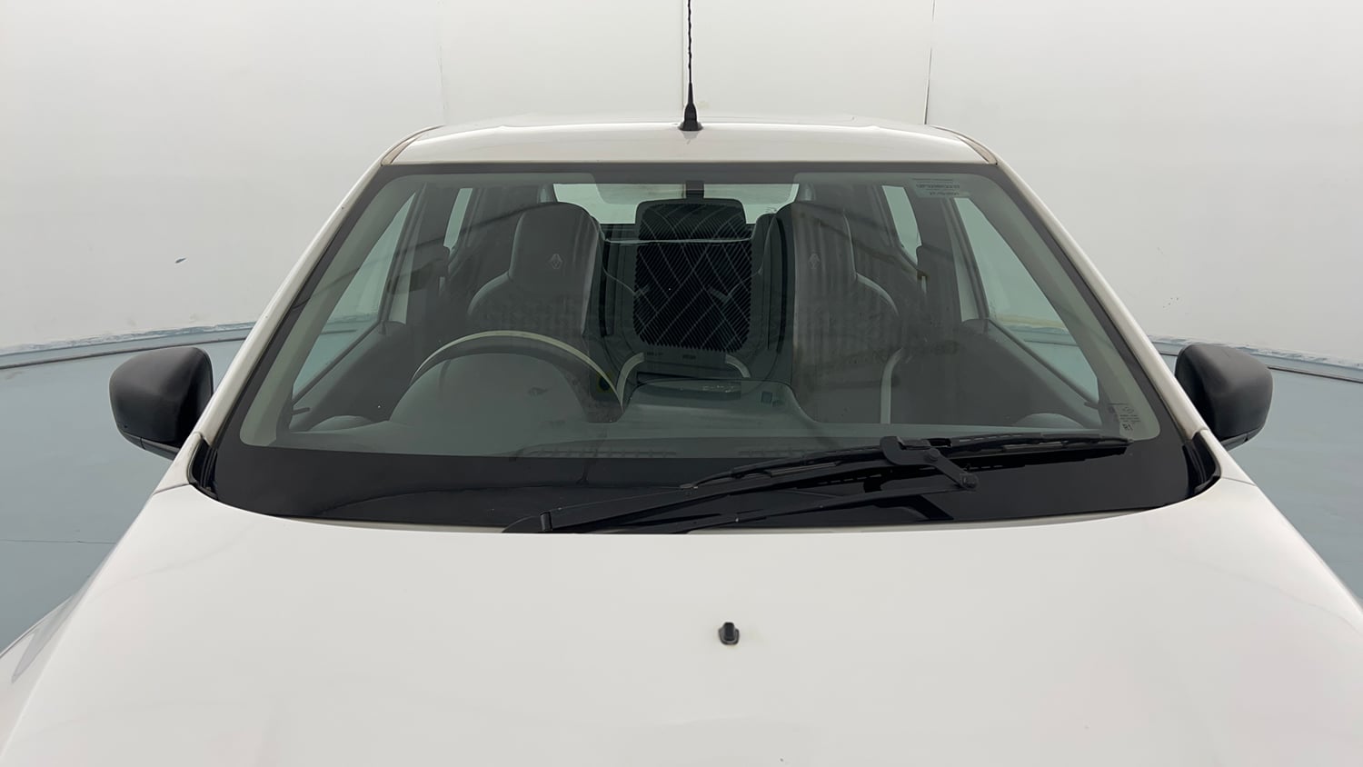 Used 2021 Renault Kwid RXT Petrol Manual exterior FRONT WINDSHIELD VIEW