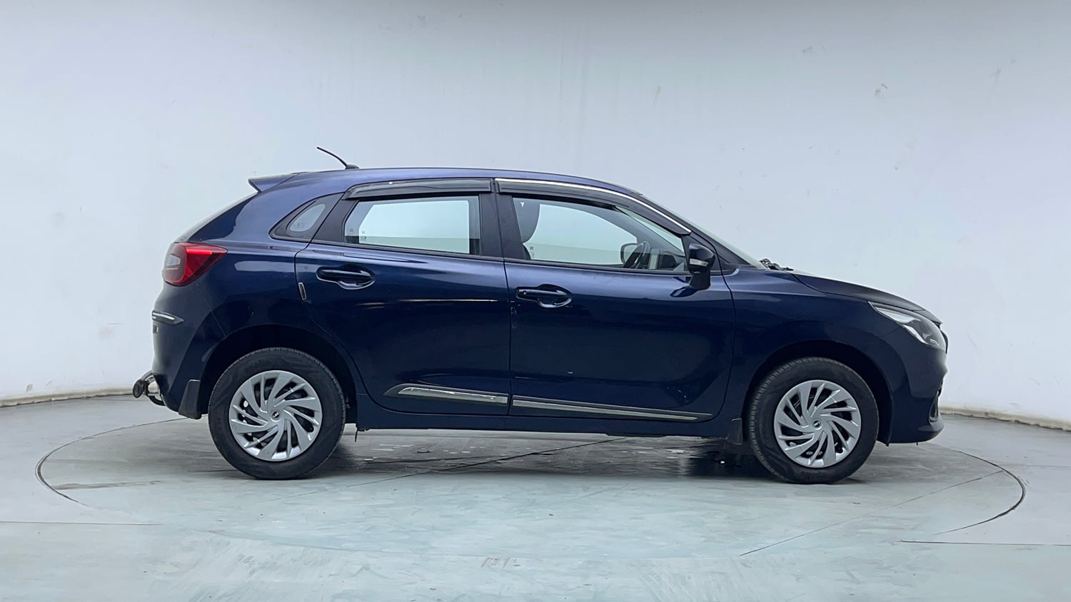 Used 2022 Maruti Suzuki Baleno Delta MT Petrol Manual exterior RIGHT SIDE VIEW