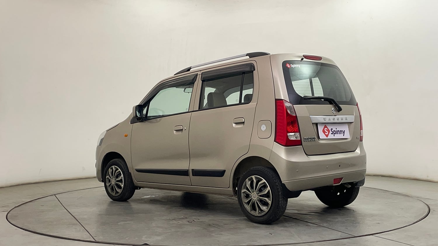 Used 2016 Maruti Suzuki Wagon R VXI Petrol Manual exterior LEFT REAR CORNER VIEW