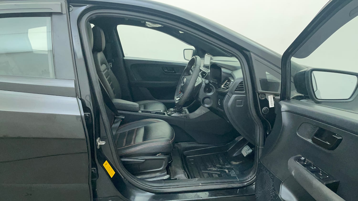 Used 2024 Tata Altroz XZA Plus (S) Dark Edition Petrol Automatic interior RIGHT SIDE FRONT DOOR CABIN VIEW