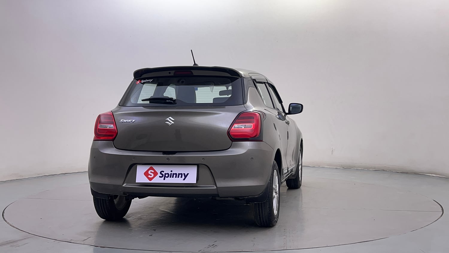 Used 2020 Maruti Suzuki Swift ZXi AMT Petrol Automatic exterior RIGHT REAR CORNER VIEW