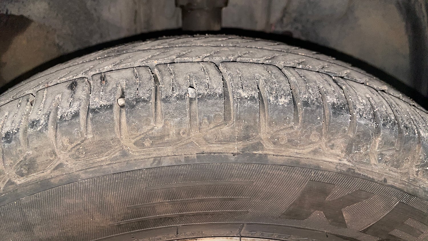 Used 2015 Renault Kwid RXT Petrol Manual tyres RIGHT FRONT TYRE TREAD VIEW