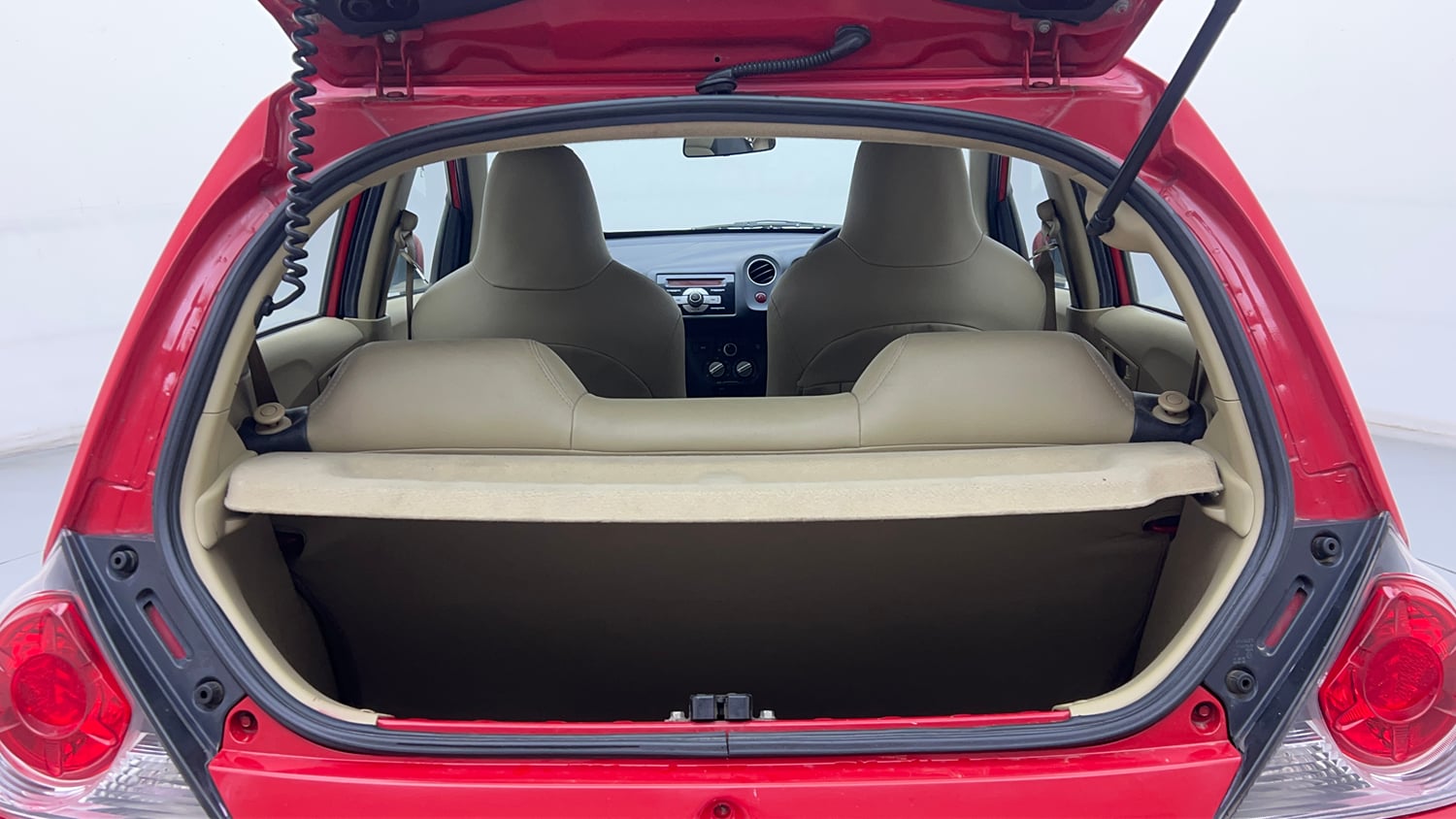 Used 2016 Honda Brio S MT Petrol Manual interior DICKY INSIDE VIEW