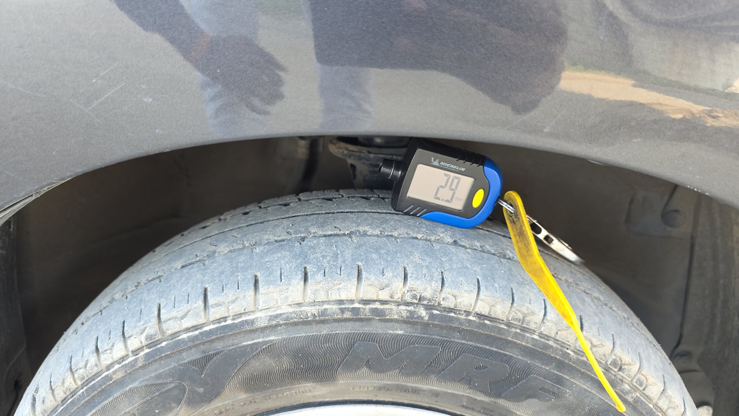 Used 2019 Maruti Suzuki Alto 800 LXi Petrol Manual tyres RIGHT FRONT TYRE TREAD VIEW