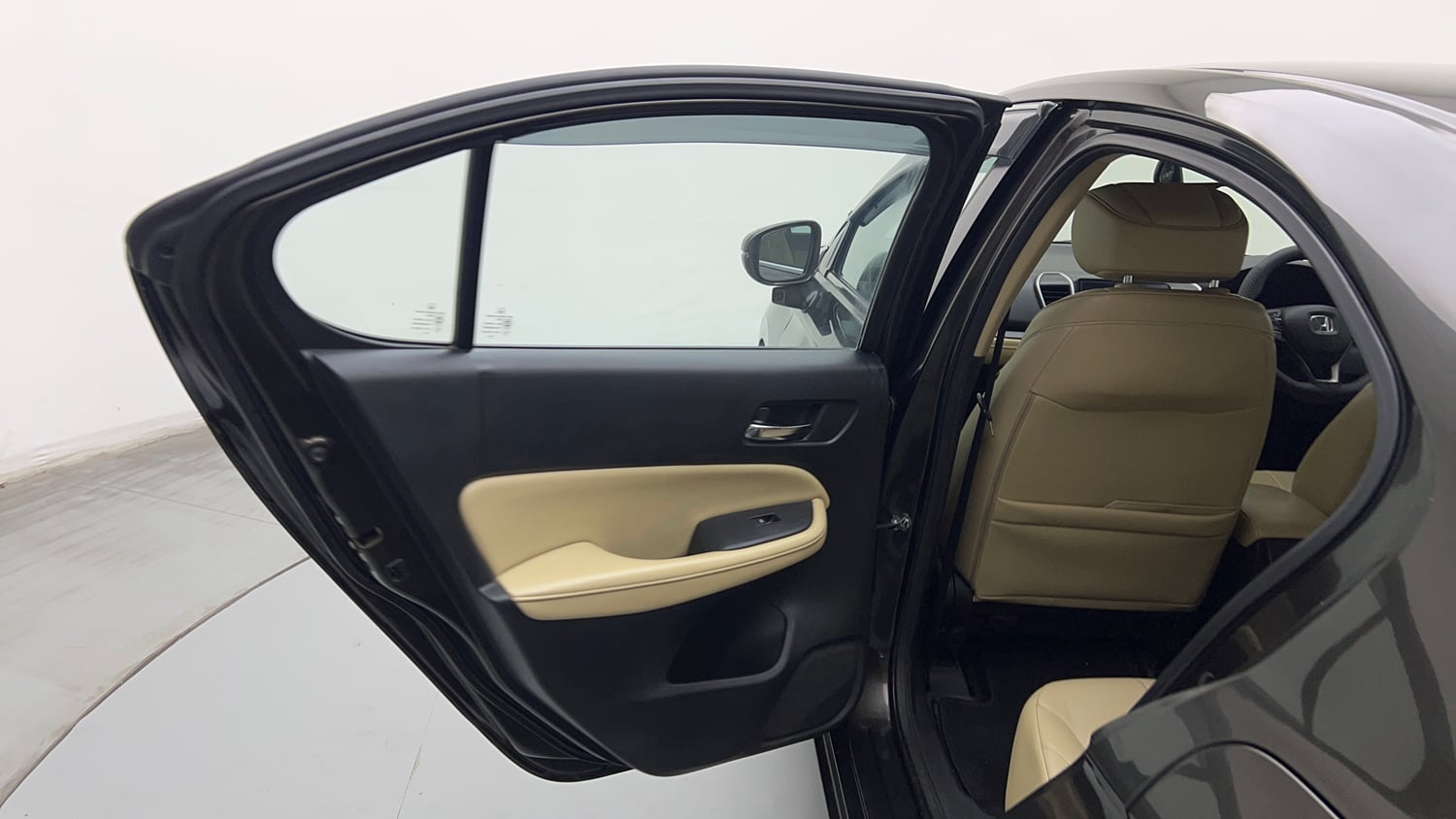 Used 2022 Honda City ZX CVT Petrol Petrol Automatic interior LEFT REAR DOOR OPEN VIEW