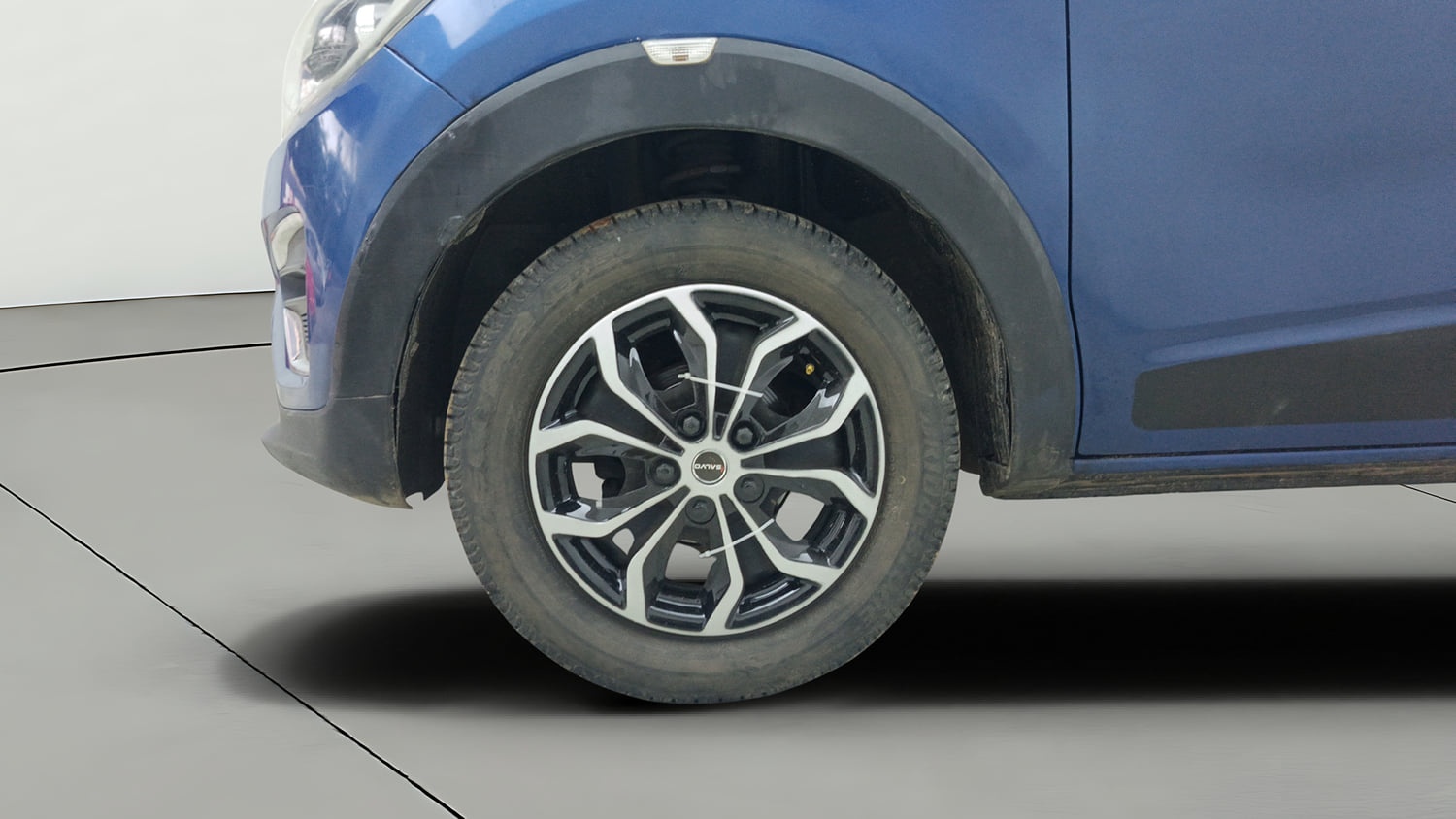 Used 2020 Renault Triber RXZ Petrol Manual tyres LEFT FRONT TYRE RIM VIEW