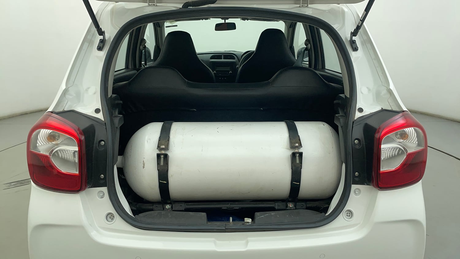Used 2023 Maruti Suzuki Alto K10 VXi S-CNG Cng Manual interior DICKY INSIDE VIEW