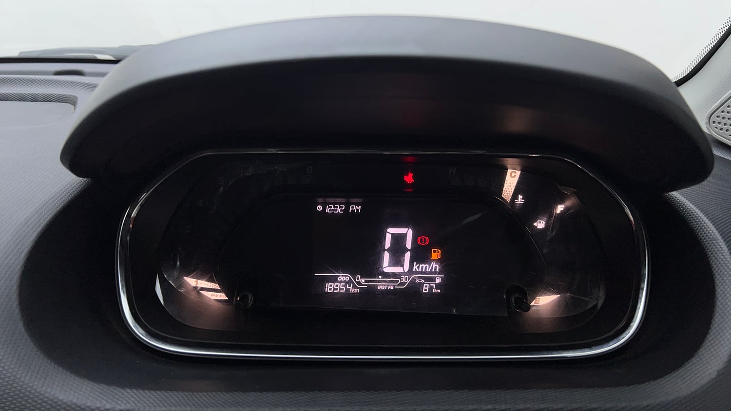 Used 2022 Tata Tiago XT Petrol Manual interior CLUSTERMETER VIEW