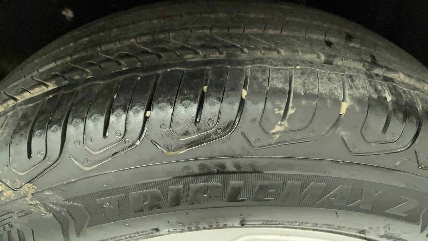 Used 2019 Ford EcoSport Titanium + 1.5L TDCi Diesel Manual tyres LEFT REAR TYRE TREAD VIEW