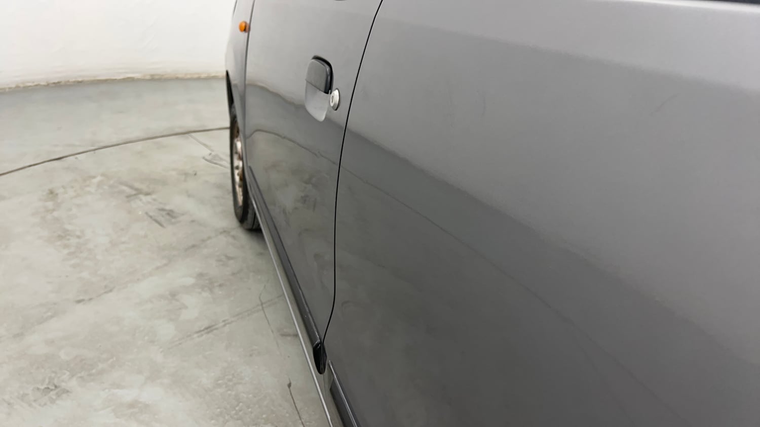 Used 2013 Maruti Suzuki Wagon R LXI CNG Cng Manual dents MINOR SCRATCH