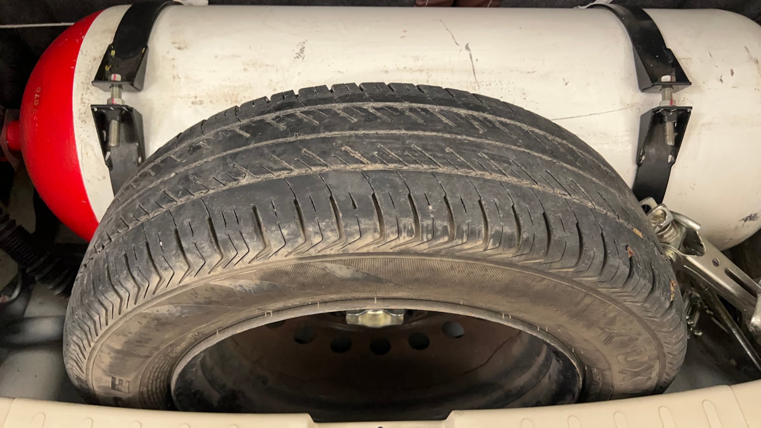 Used 2018 Maruti Suzuki Celerio VXi CNG Cng Manual tyres SPARE TYRE VIEW