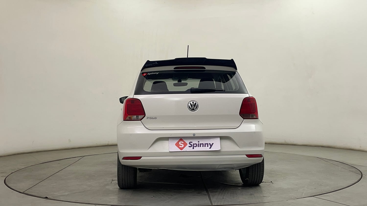 Used 2018 Volkswagen Polo Highline Plus 1.0 (P) 16 Alloy Petrol Manual exterior BACK VIEW
