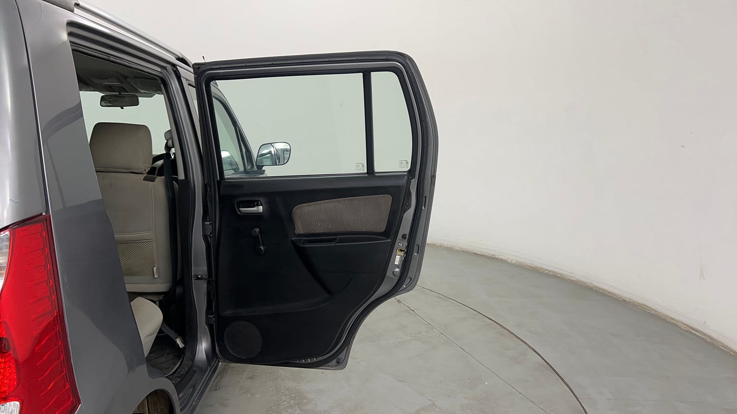 Used 2013 Maruti Suzuki Wagon R LXI CNG Cng Manual interior RIGHT REAR DOOR OPEN VIEW