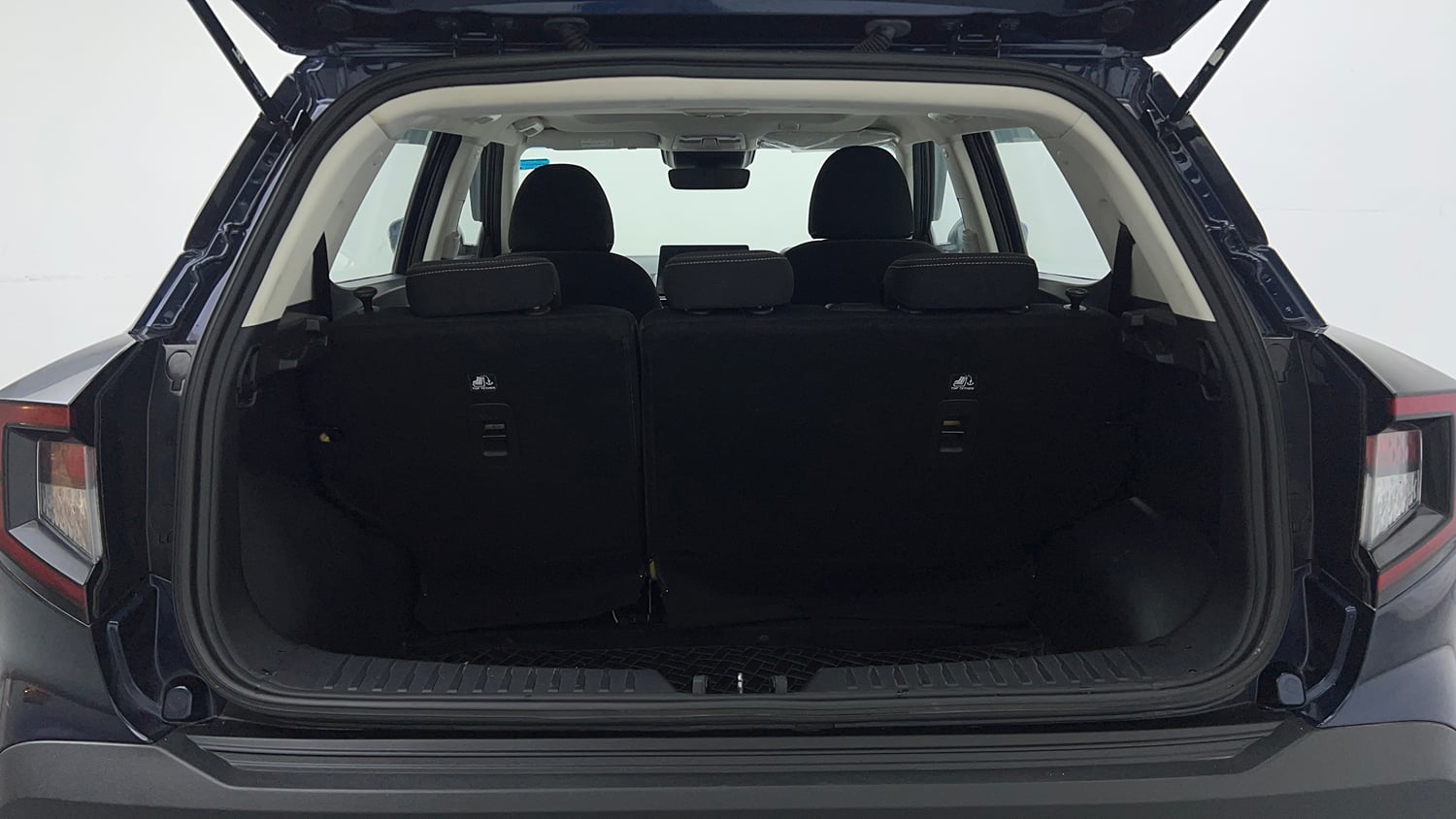 Used 2024 Mahindra XUV 3XO AX5L 1.2 Petrol Petrol Manual interior DICKY INSIDE VIEW