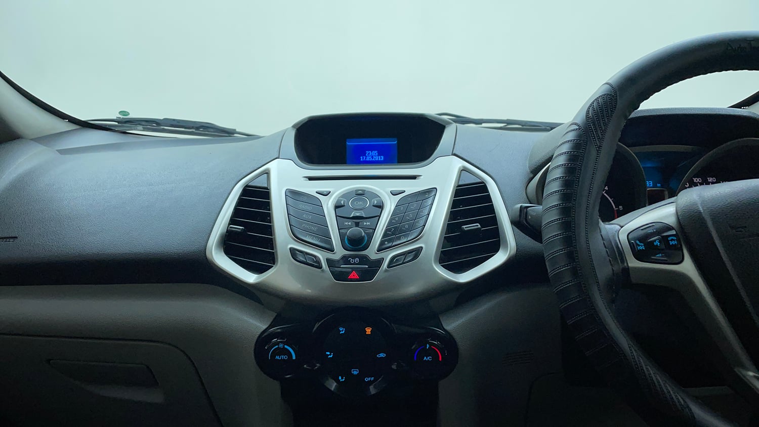 Used 2014 Ford EcoSport Titanium 1.5 TDCi Diesel Manual interior MUSIC SYSTEM & AC CONTROL VIEW