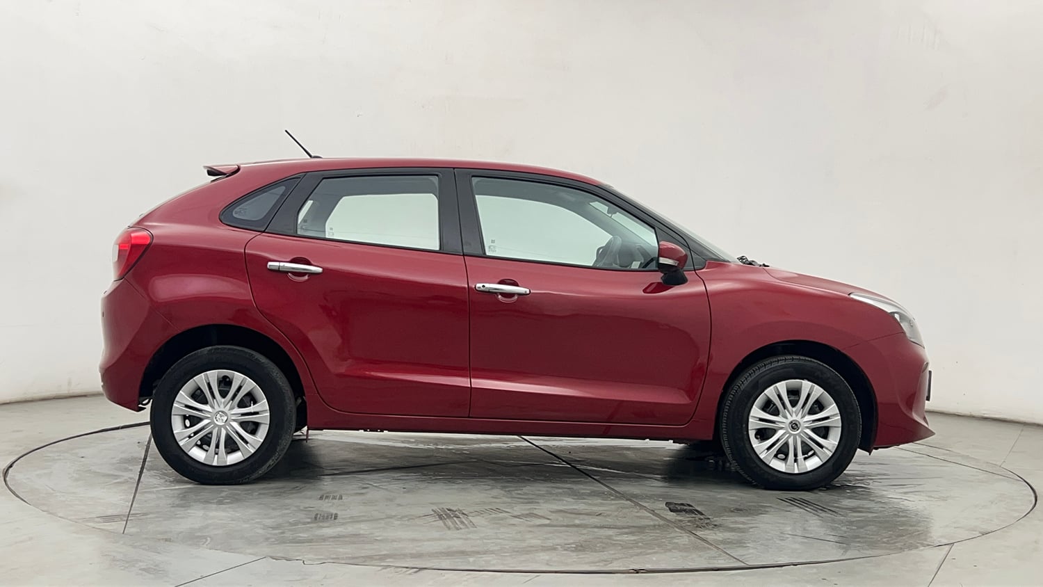 Used 2019 Maruti Suzuki Baleno Delta Petrol Manual exterior RIGHT SIDE VIEW