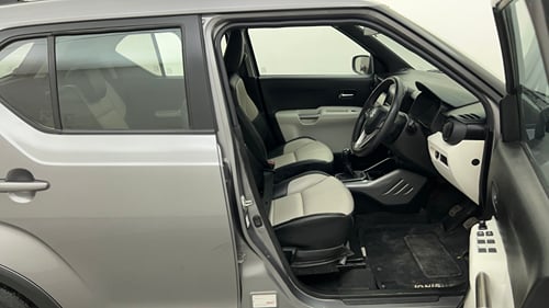 Used 2024 Maruti Suzuki Ignis Zeta 1.2 MT Petrol Manual interior RIGHT SIDE FRONT DOOR CABIN VIEW