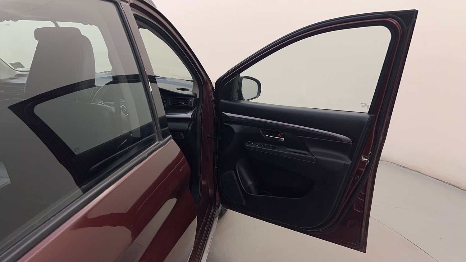 Used 2021 Maruti Suzuki XL6 Alpha MT Petrol Petrol Manual interior RIGHT FRONT DOOR OPEN VIEW