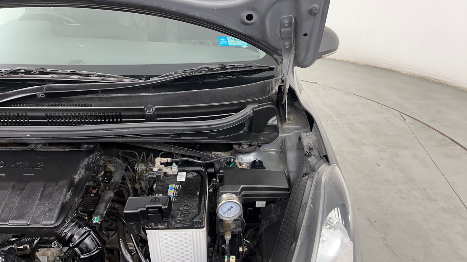 Used 2020 Hyundai Grand i10 Nios Sportz 1.2 Kappa VTVT CNG Cng Manual engine ENGINE LEFT SIDE HINGE & APRON VIEW