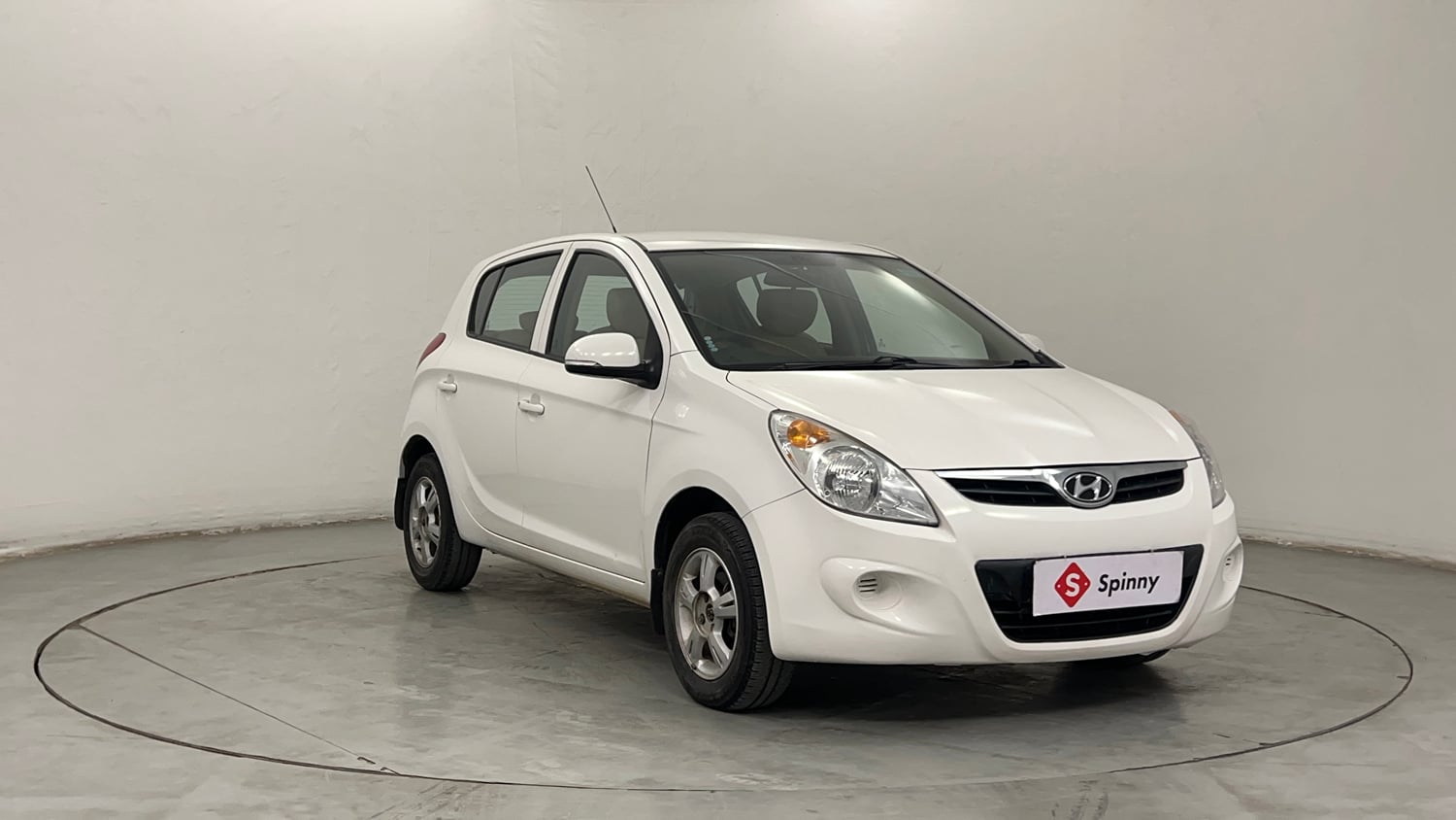 Used 2012 Hyundai i20 Sportz 1.2 BS-IV Petrol Manual exterior RIGHT FRONT CORNER VIEW