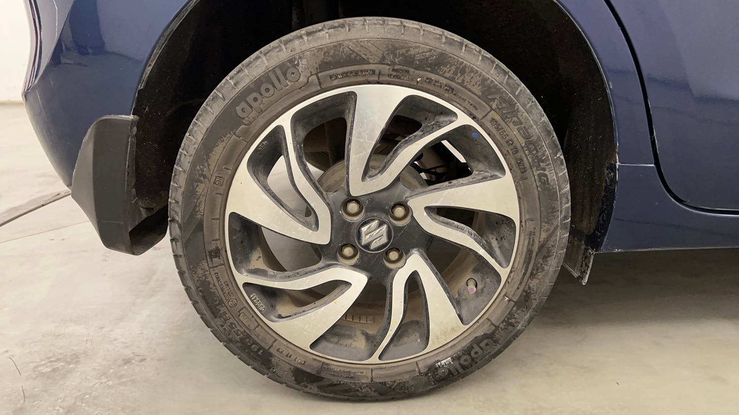 Used 2019 Maruti Suzuki Baleno Alpha Automatic Petrol Automatic tyres RIGHT REAR TYRE RIM VIEW