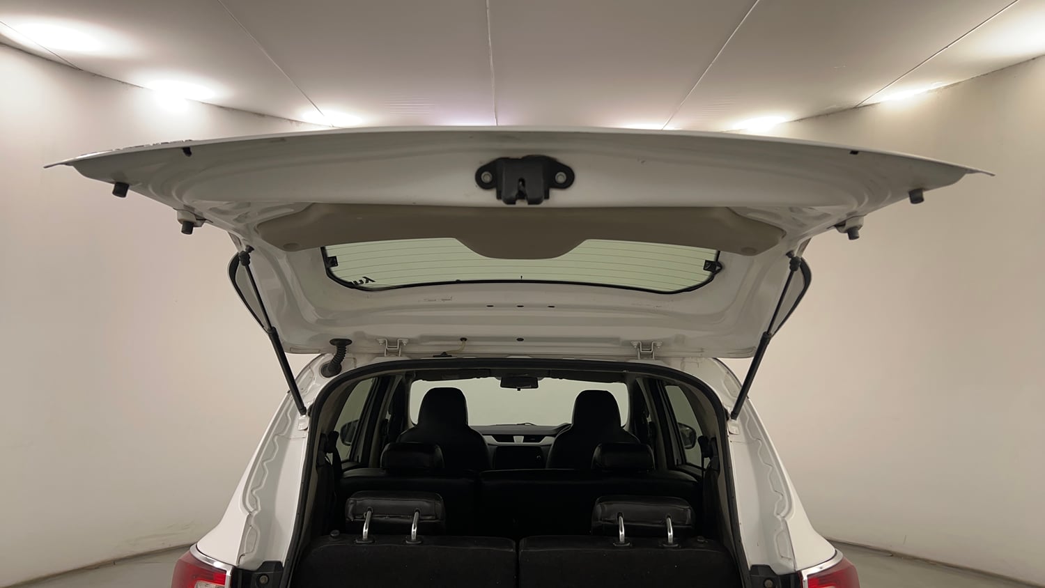 Used 2022 Renault Triber RXZ Petrol Manual interior DICKY DOOR OPEN VIEW