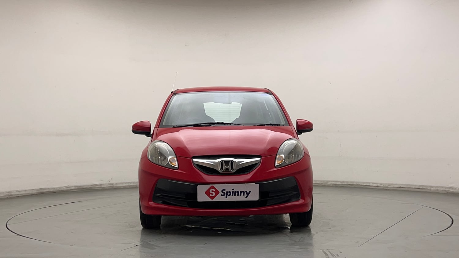 Used 2016 Honda Brio S MT Petrol Manual exterior FRONT VIEW