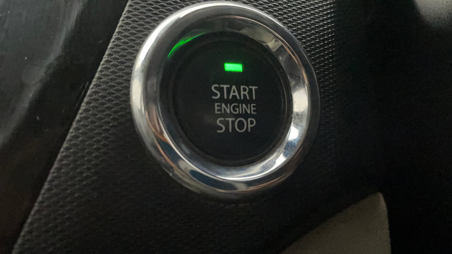 Used 2022 Tata Tigor XZ Plus Petrol Manual top_features Keyless start