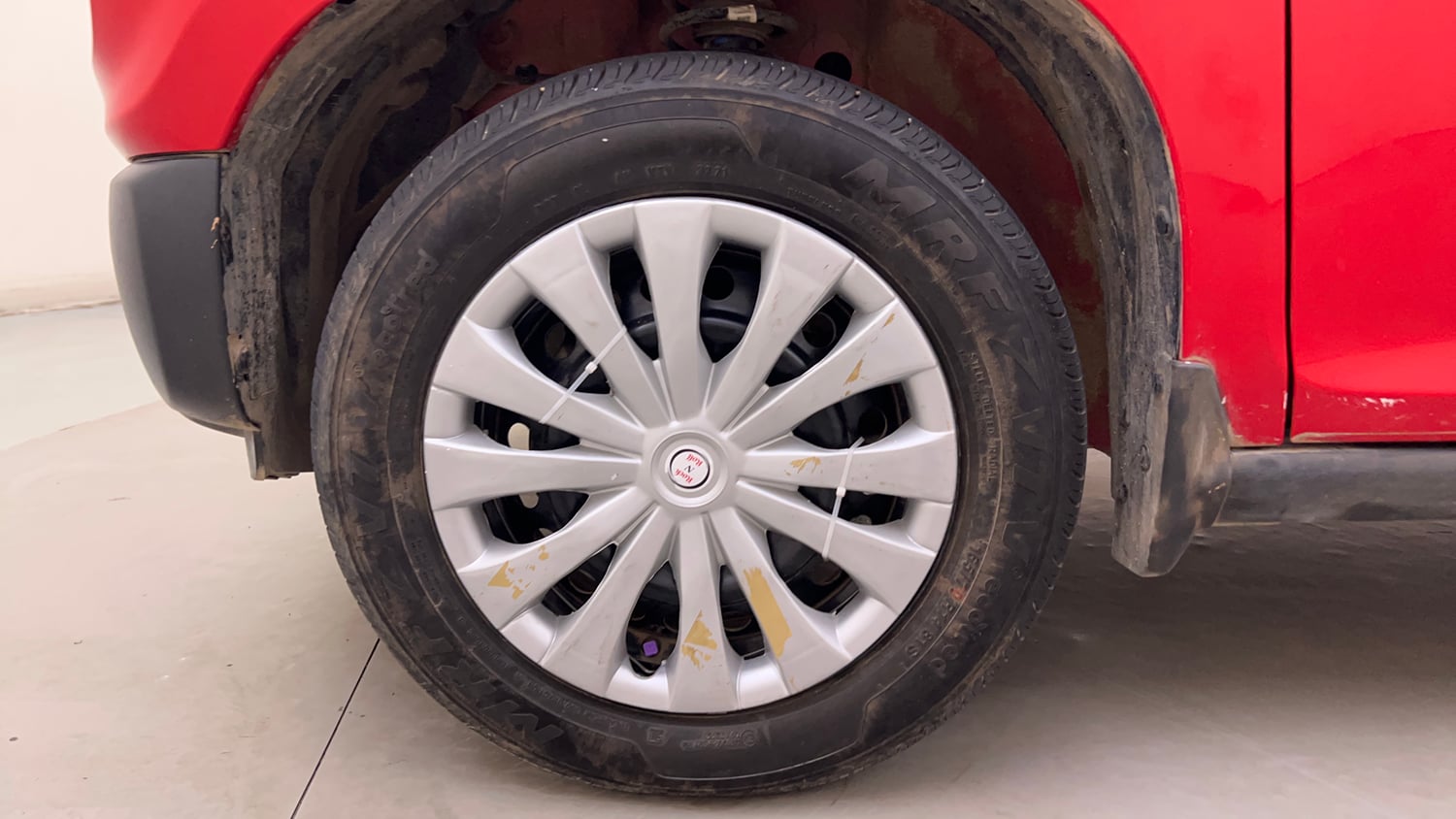 Used 2021 Maruti Suzuki S-Presso VXi Plus Petrol Manual tyres LEFT FRONT TYRE RIM VIEW