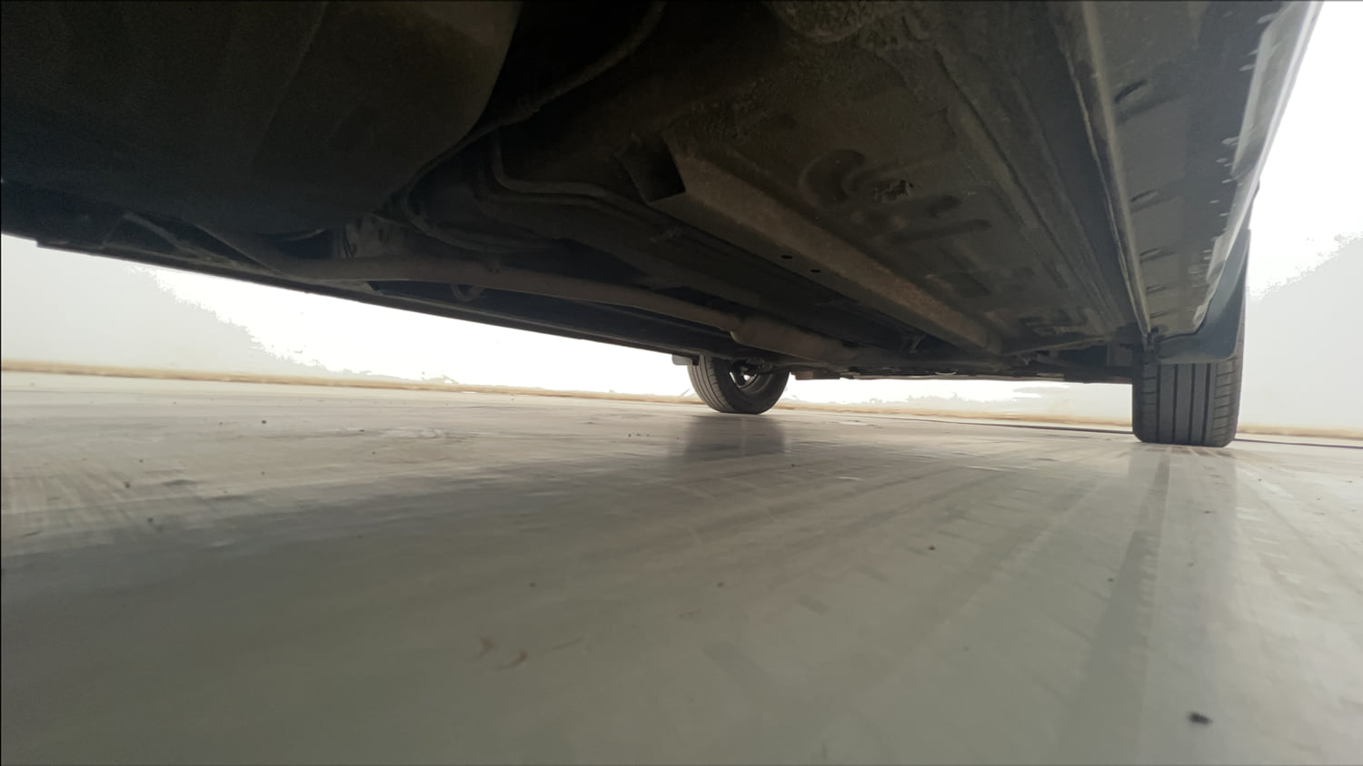 Used 2022 Renault Kiger RXT MT Petrol Manual extra REAR RIGHT UNDERBODY VIEW