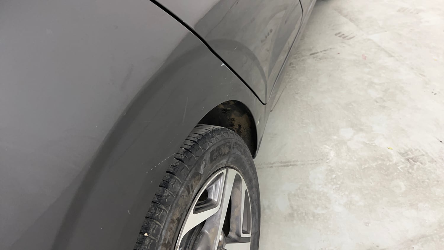 Used 2023 Hyundai Aura SX 1.2 CNG Cng Manual dents MINOR SCRATCH