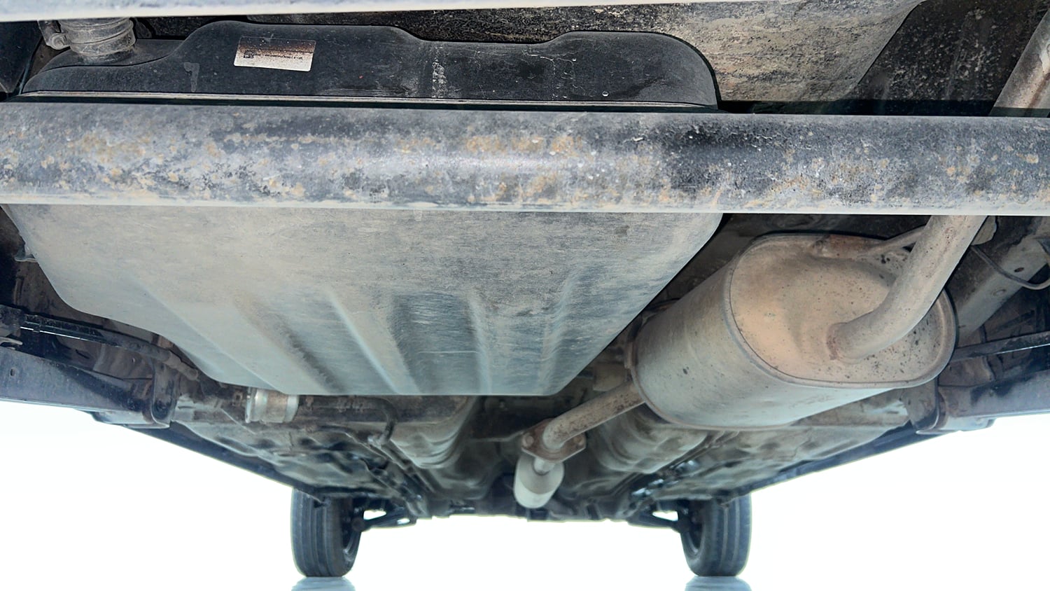 Used 2017 maruti-suzuki Alto K10 VXi (O) AMT Petrol Automatic extra REAR UNDERBODY VIEW (TAKEN FROM REAR)