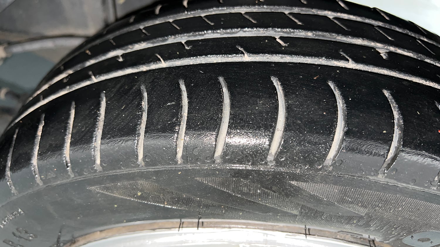 Used 2017 Maruti Suzuki Alto K10 VXi Petrol Manual tyres LEFT REAR TYRE TREAD VIEW