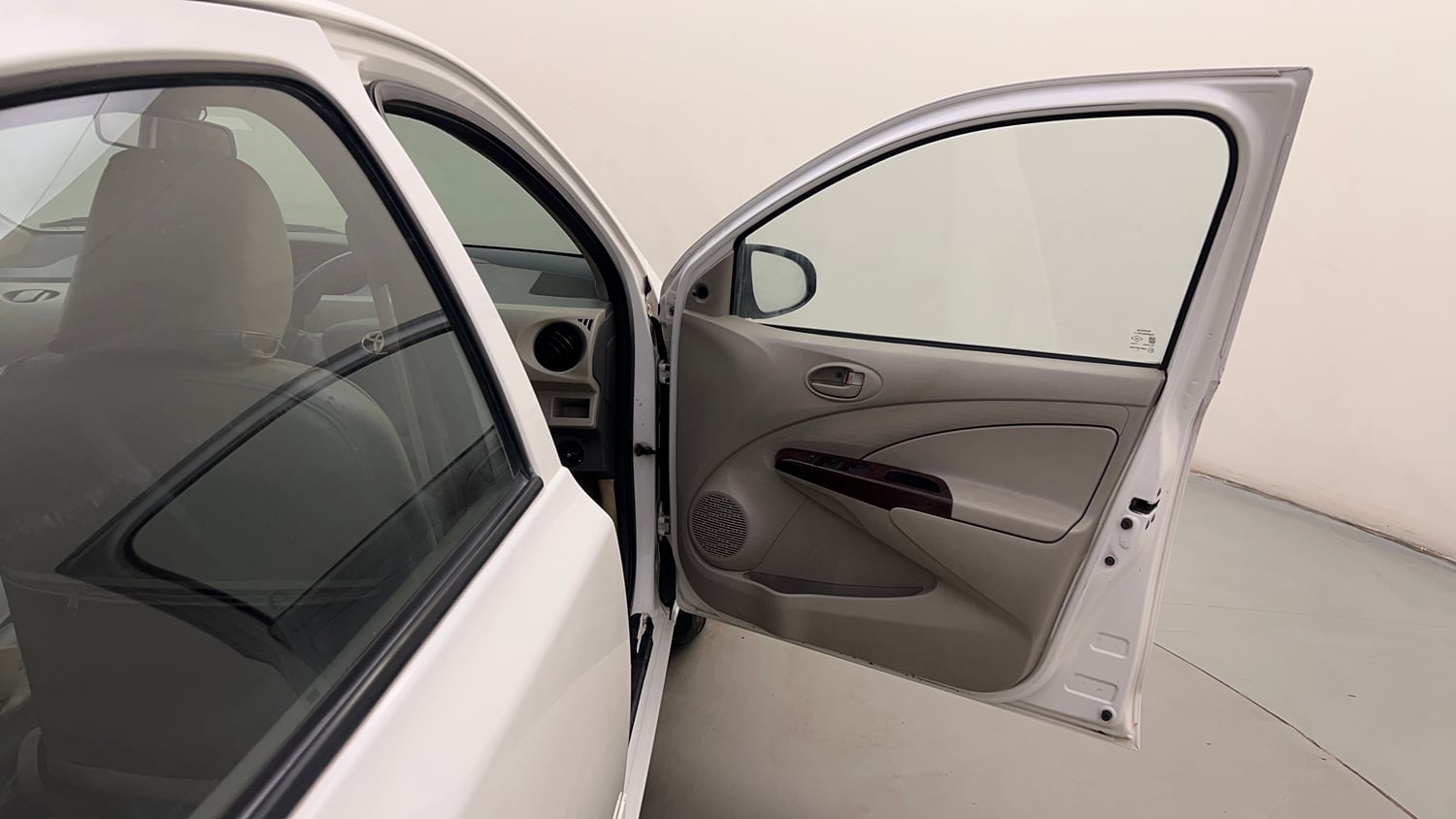 Used 2014 Toyota Etios G Petrol Manual interior RIGHT FRONT DOOR OPEN VIEW