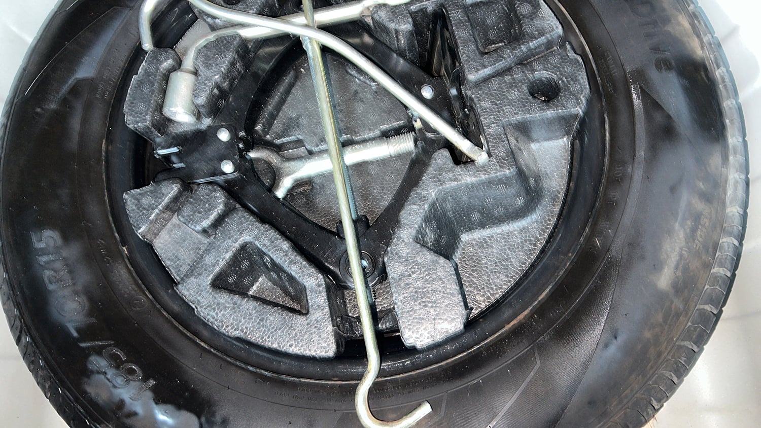 Used 2023 Tata Punch Pure MT Petrol Manual tyres SPARE TYRE VIEW