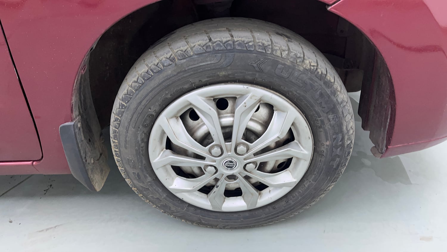 Used 2012 Maruti Suzuki Wagon R 1.0 LXi CNG Cng Manual tyres RIGHT FRONT TYRE RIM VIEW