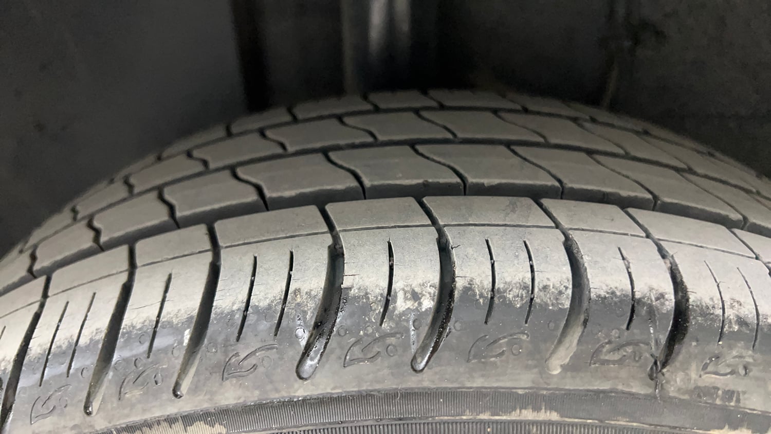 Used 2020 Tata Altroz XZ Petrol Petrol Manual tyres RIGHT REAR TYRE TREAD VIEW