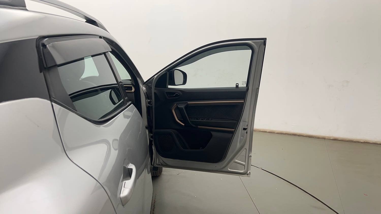 Used 2022 Renault Kiger RXT MT Petrol Manual interior RIGHT FRONT DOOR OPEN VIEW