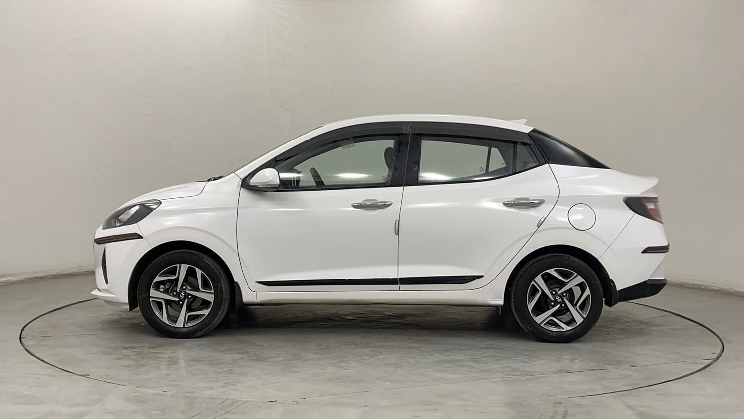 Used 2021 Hyundai Aura SX 1.2 Petrol Petrol Manual exterior LEFT SIDE VIEW