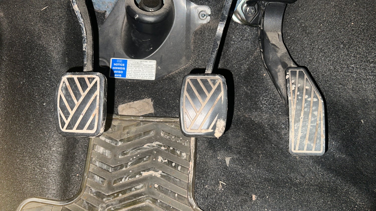Used 2017 Maruti Suzuki Ignis Delta 1.2 MT Petrol Manual interior PEDALS VIEW